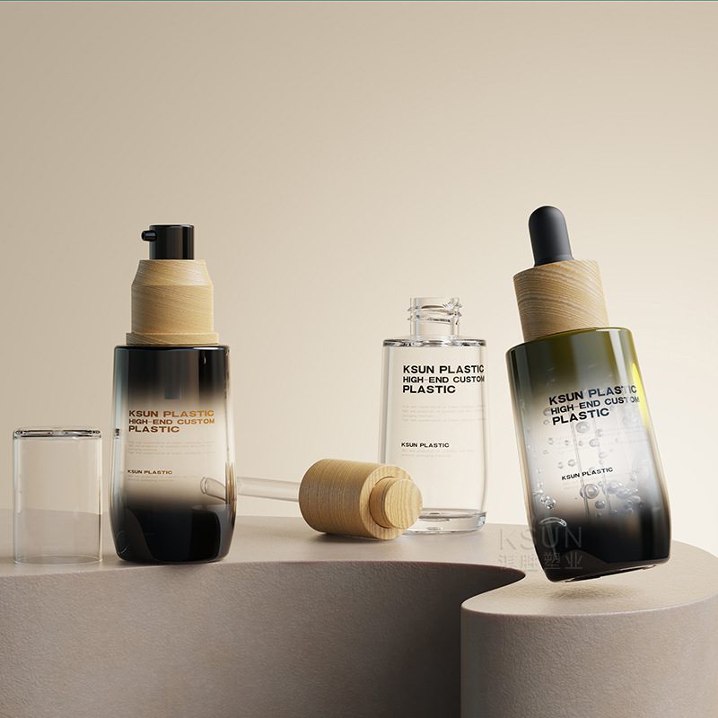 Glass essence bottles, essential oil bottles.